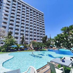 Grand Jomtien Palace Hotel